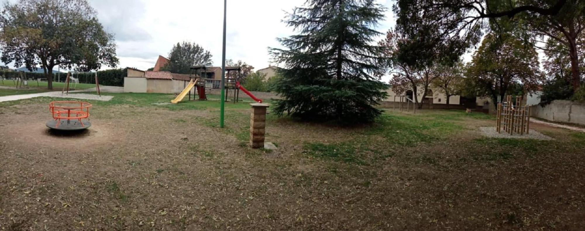 Au Doux Clocher Pieusse Exterior photo
